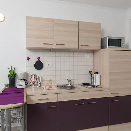 Appartement Libertas - Studio With Terrace *